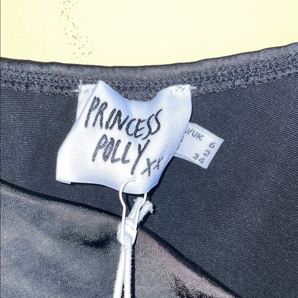 Princess Polly Love Song Top Black Satin Long Sleeve Crop Square Neck NWT US 2 - Picture 5 of 10